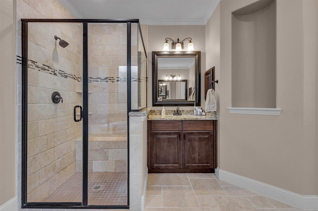 2316 Iron Ridge Lane, Friendswood, Texas image 19