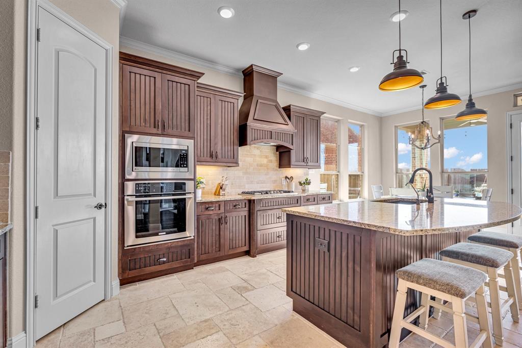 2316 Iron Ridge Lane, Friendswood, Texas image 14