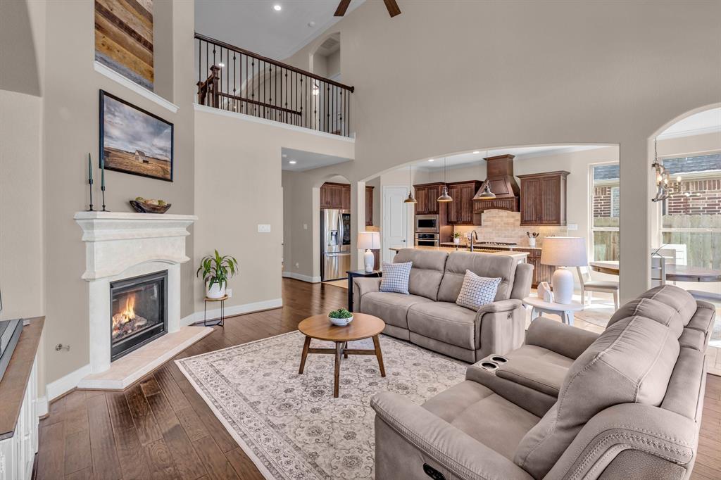 2316 Iron Ridge Lane, Friendswood, Texas image 10