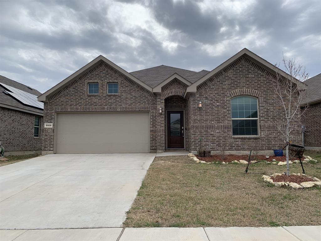 5509 Brahma Trail, Fort Worth, Texas image 1