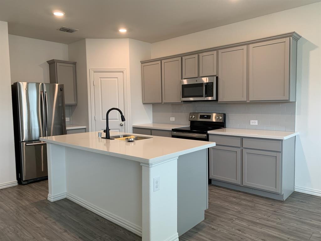 5509 Brahma Trail, Fort Worth, Texas image 3