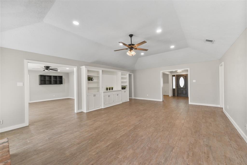 704 Balmoral Court, Friendswood, Texas image 17