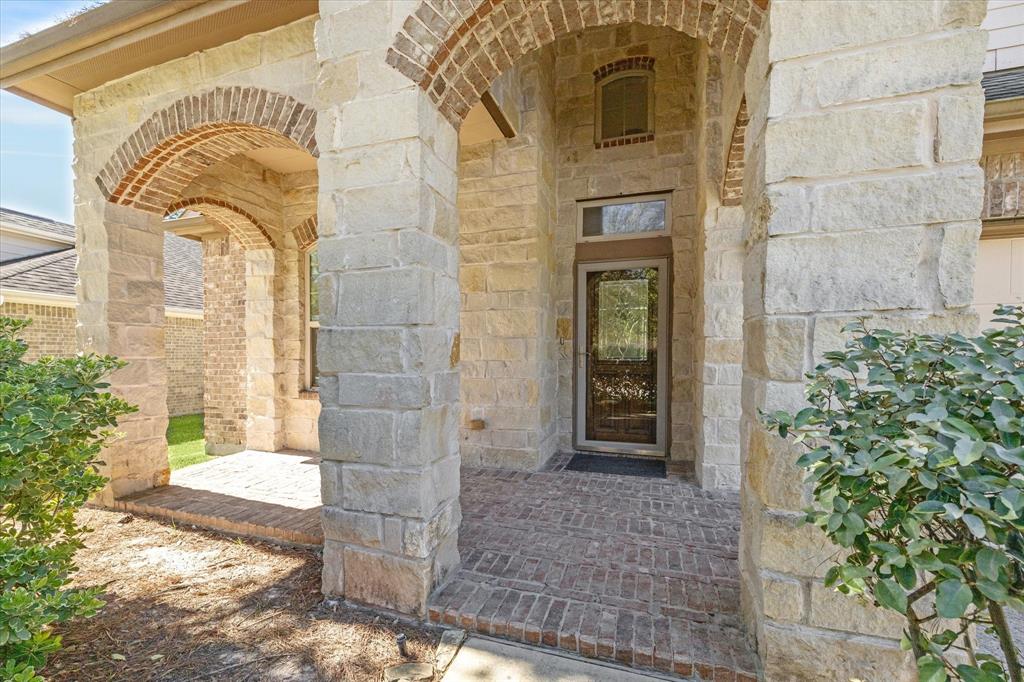 27111 White Sage Cove Lane, Spring, Texas image 2