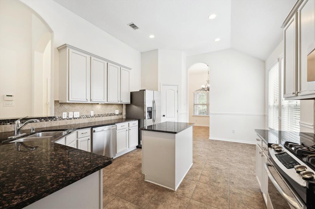 27111 White Sage Cove Lane, Spring, Texas image 7