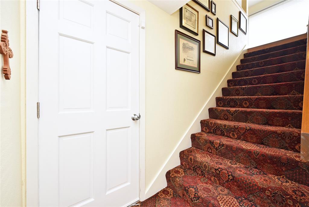 2711 Grants Lake Boulevard #201, Sugar Land, Texas image 3