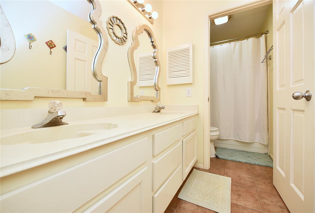 2711 Grants Lake Boulevard #201, Sugar Land, Texas image 20