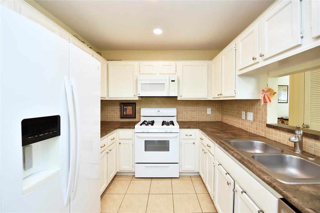 2711 Grants Lake Boulevard #201, Sugar Land, Texas image 13