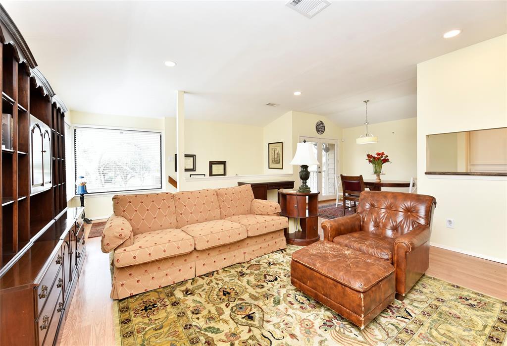 2711 Grants Lake Boulevard #201, Sugar Land, Texas image 9