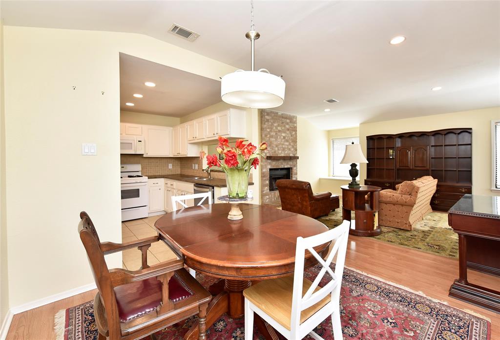 2711 Grants Lake Boulevard #201, Sugar Land, Texas image 16