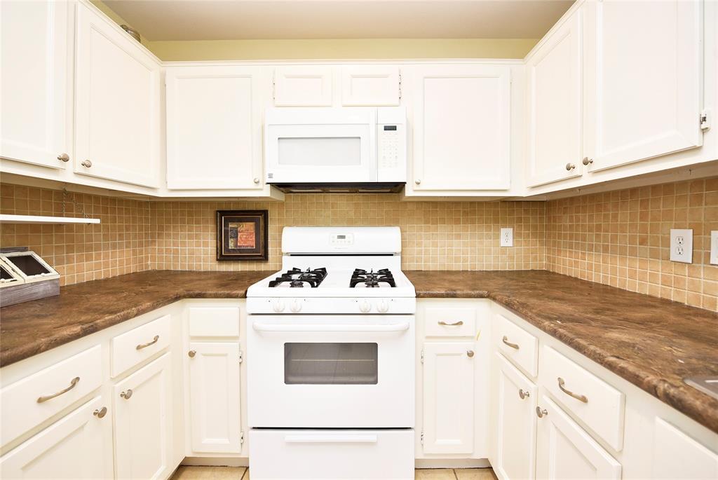 2711 Grants Lake Boulevard #201, Sugar Land, Texas image 10