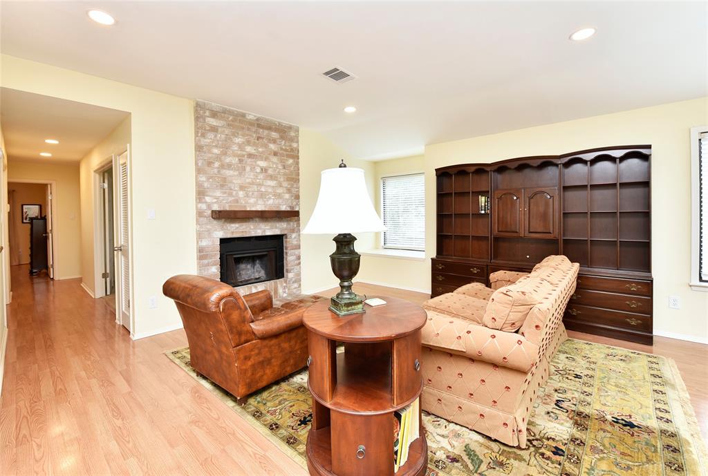 2711 Grants Lake Boulevard #201, Sugar Land, Texas image 7