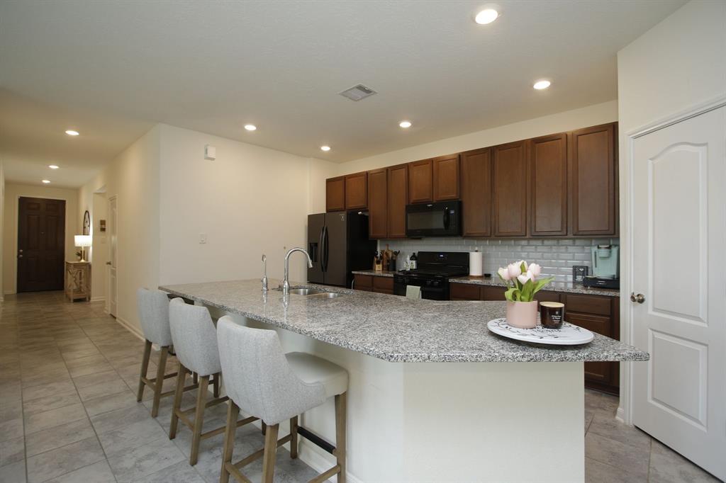 8641 Cimarron Mesa Lane