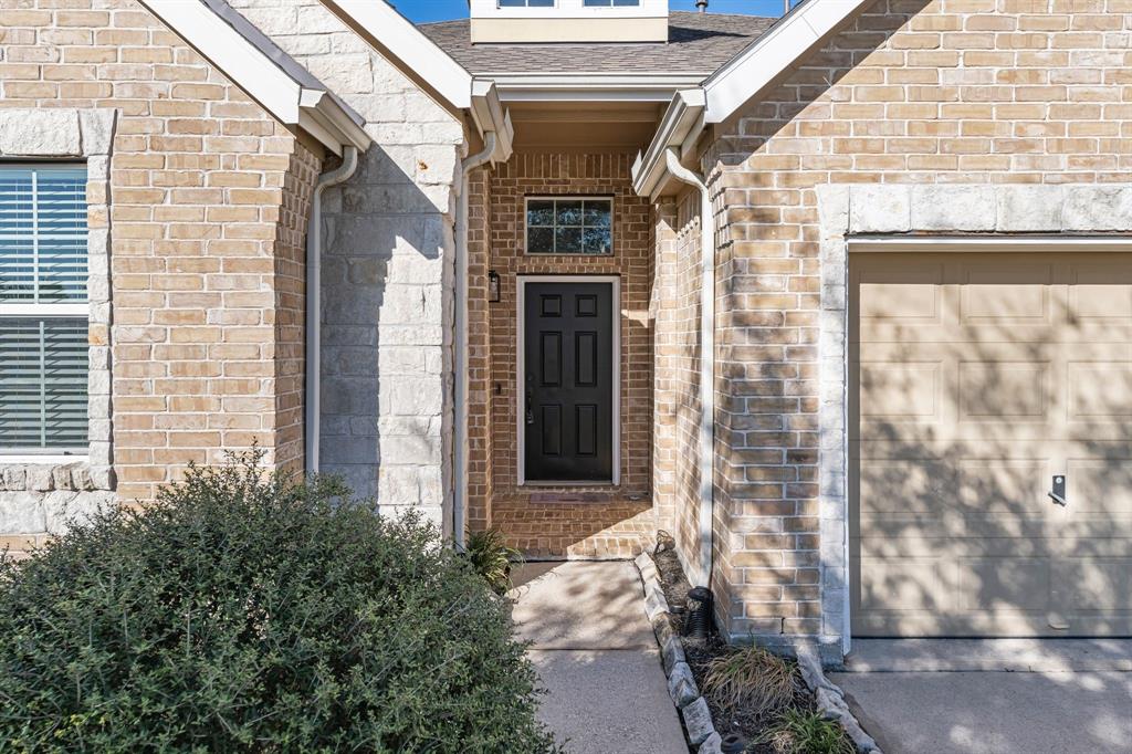 9626 Inwood Circle, Mont Belvieu, Texas image 4