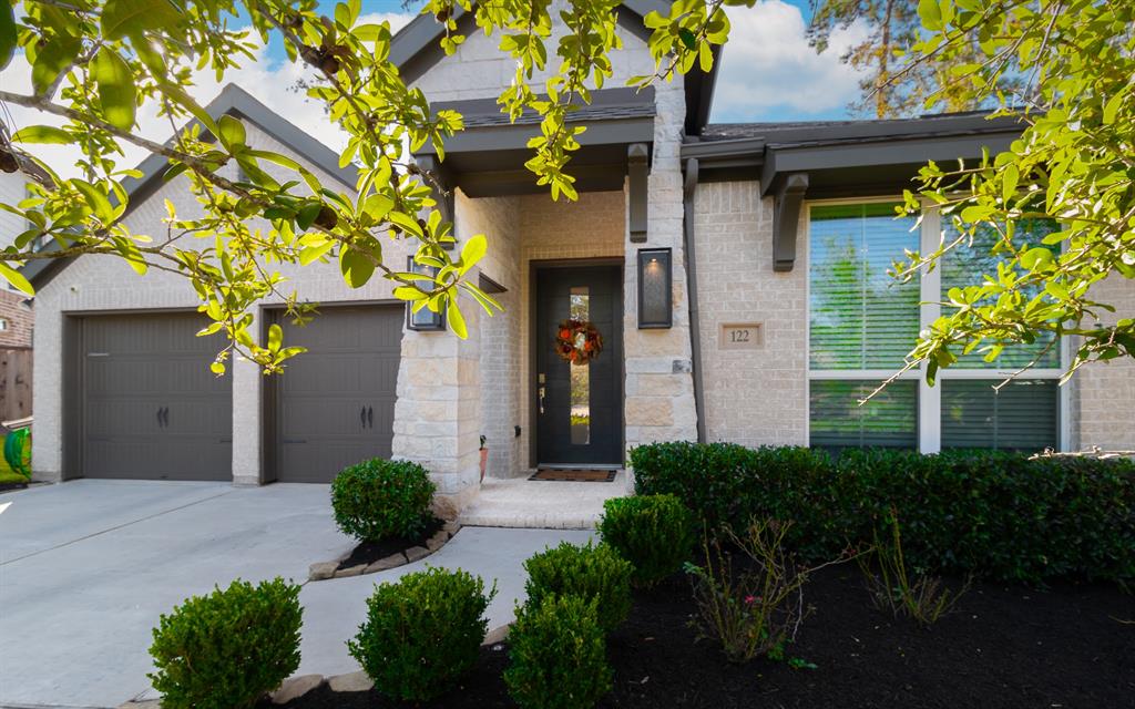 122 Wild Garden Court, Conroe, Texas image 1