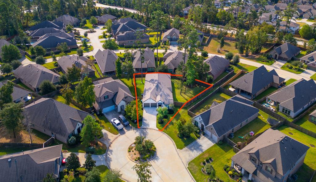 122 Wild Garden Court, Conroe, Texas image 4