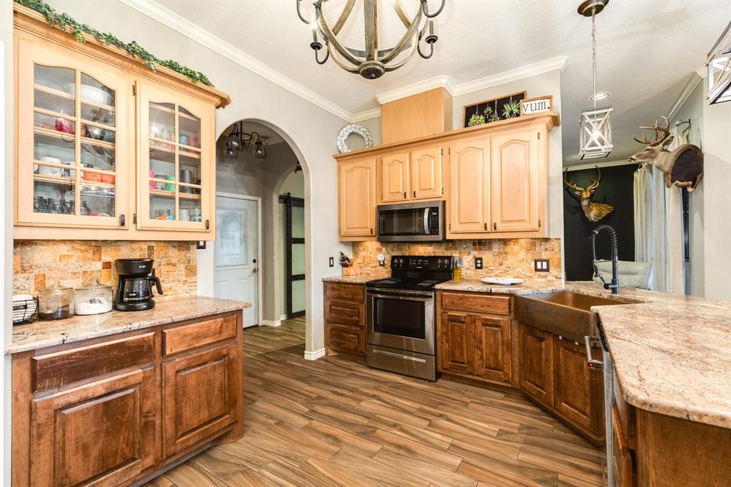 141 Dove Trail, Richwood, Texas image 14