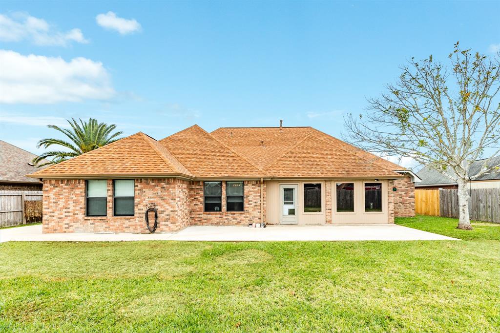 141 Dove Trail, Richwood, Texas image 33