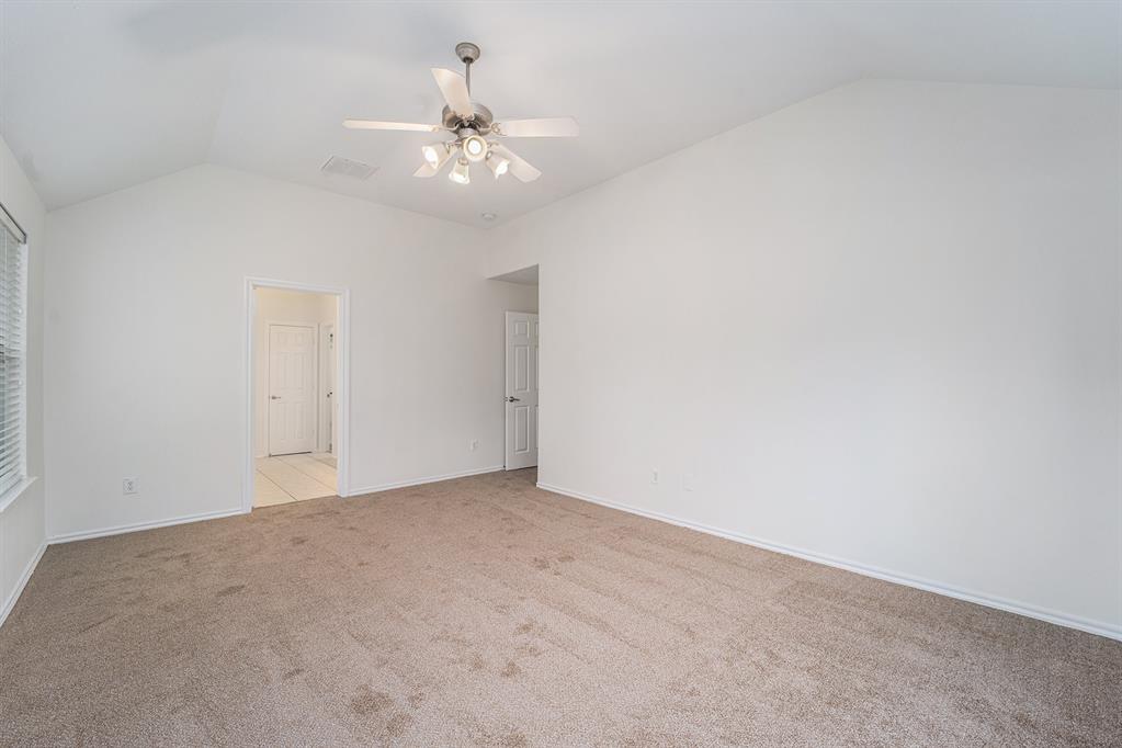 6906 Fountain Lilly Drive, Humble, Texas image 9