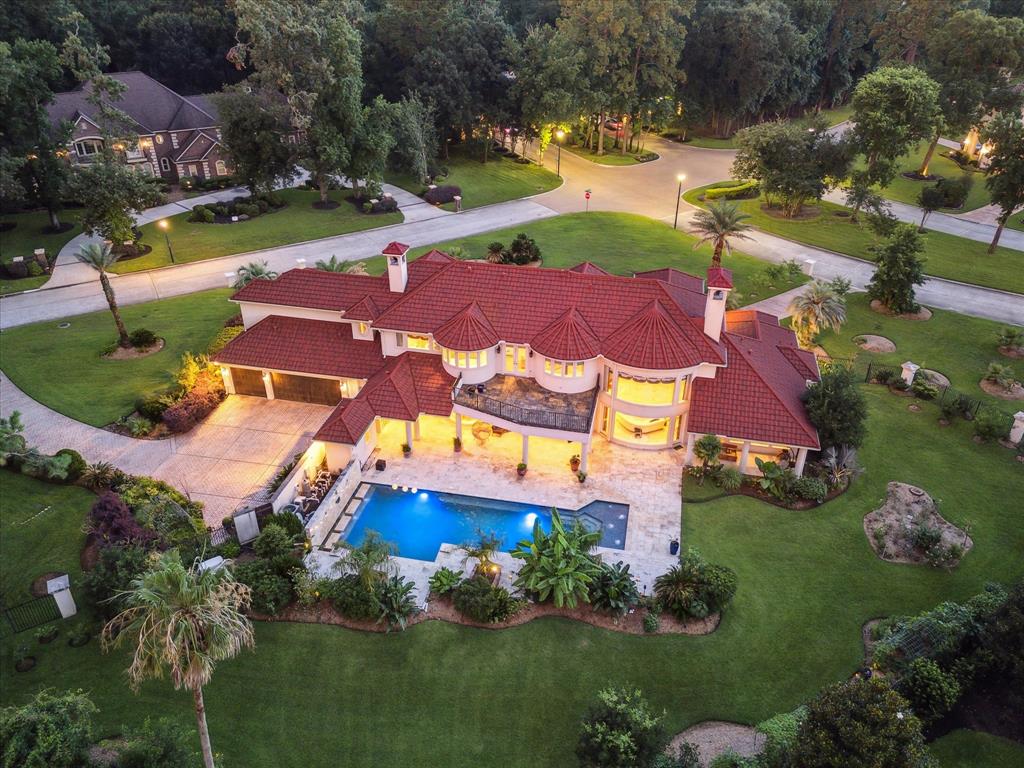 6 Kings Lake Estates Boulevard