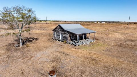 A home in Schulenburg