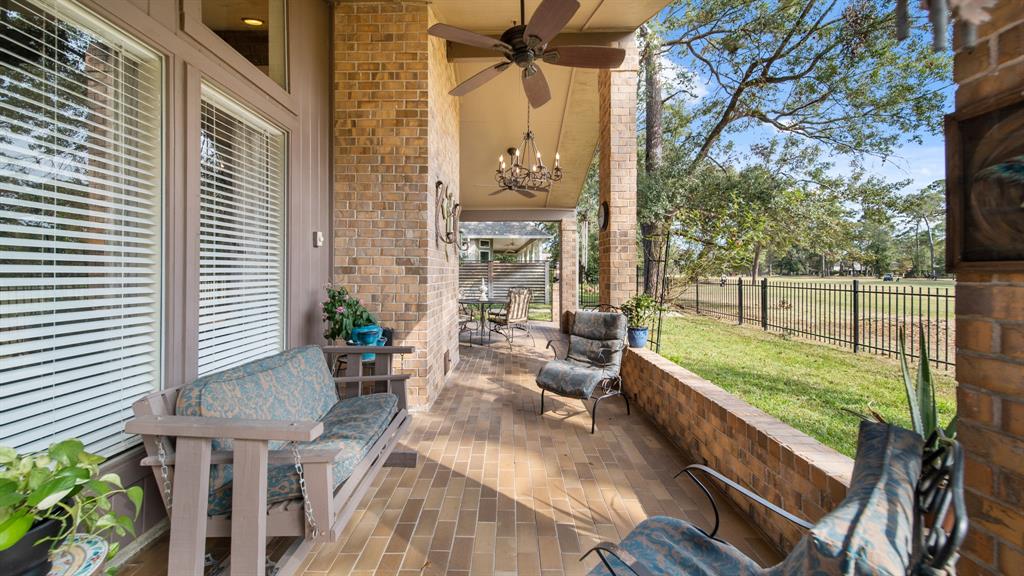 8018 Rebawood Drive, Humble, Texas image 36