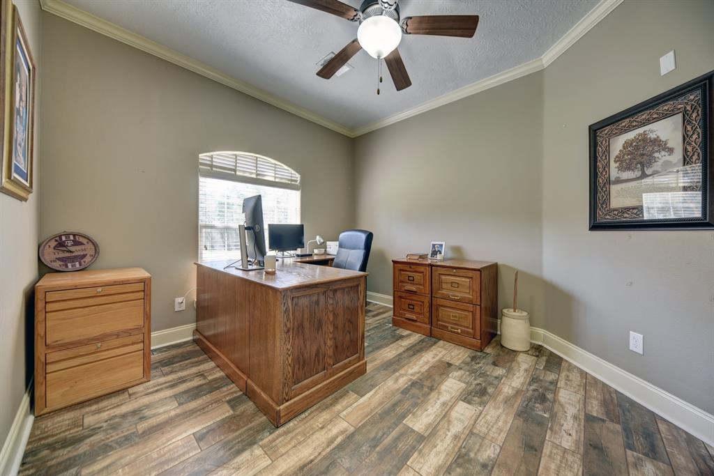 17537 Royal Oak Court, Waller, Texas image 6