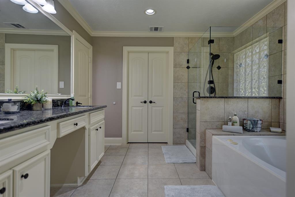 17537 Royal Oak Court, Waller, Texas image 22