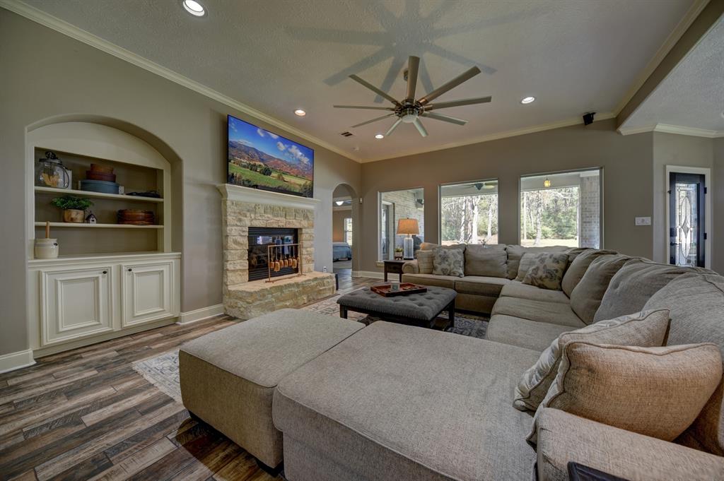 17537 Royal Oak Court, Waller, Texas image 17