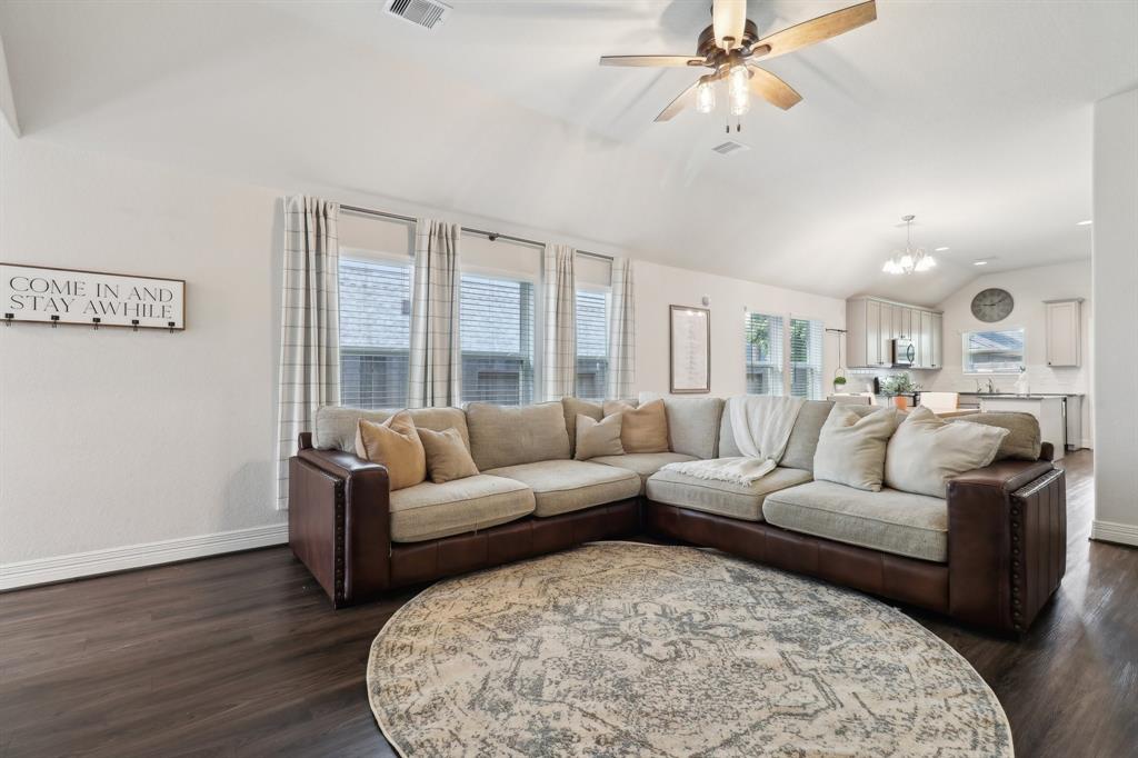 40543 Berylline Lane, Magnolia, Texas image 6