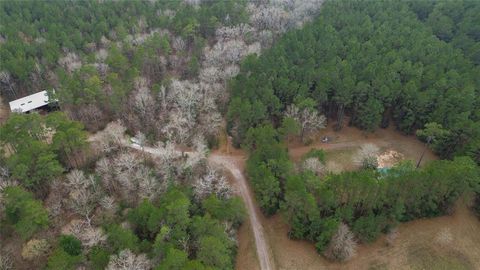 399 Cleveland Road Oakhurst TX 77359