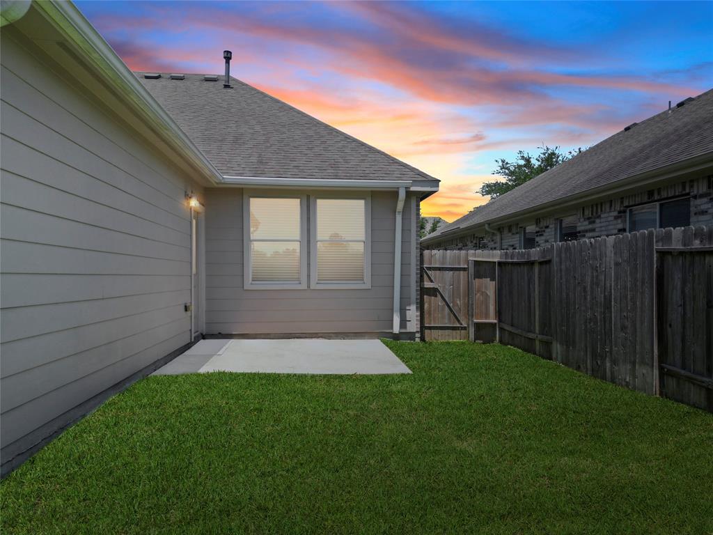 21538 N Rose Mill Drive, Kingwood, Texas image 19