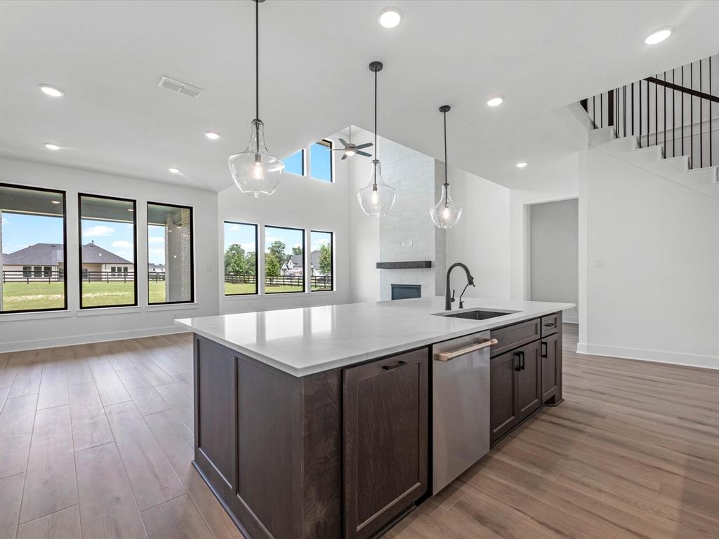 14 Woodland Creek Court