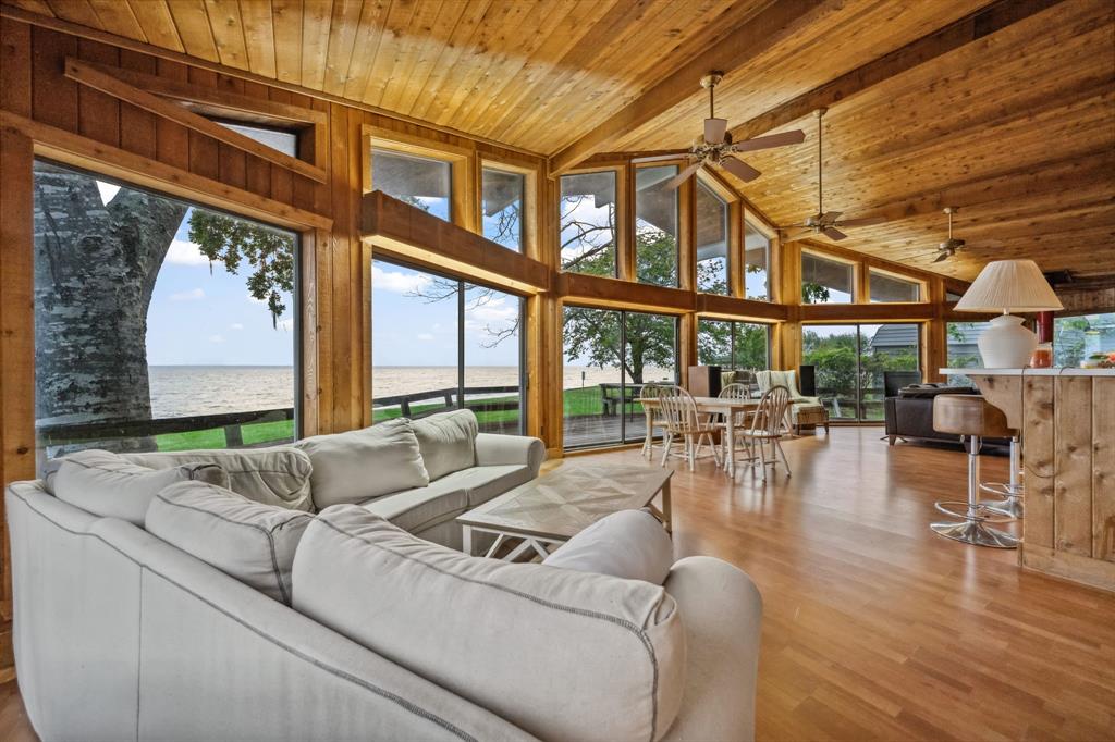 561 Mallard Point, Livingston, Texas image 6