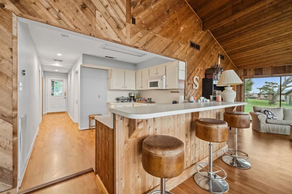 561 Mallard Point, Livingston, Texas image 12