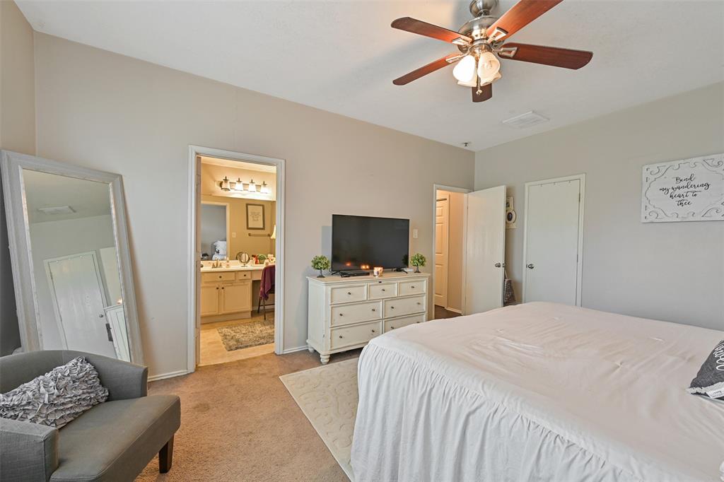 2910 Meridian Bay Lane, Dickinson, Texas image 21