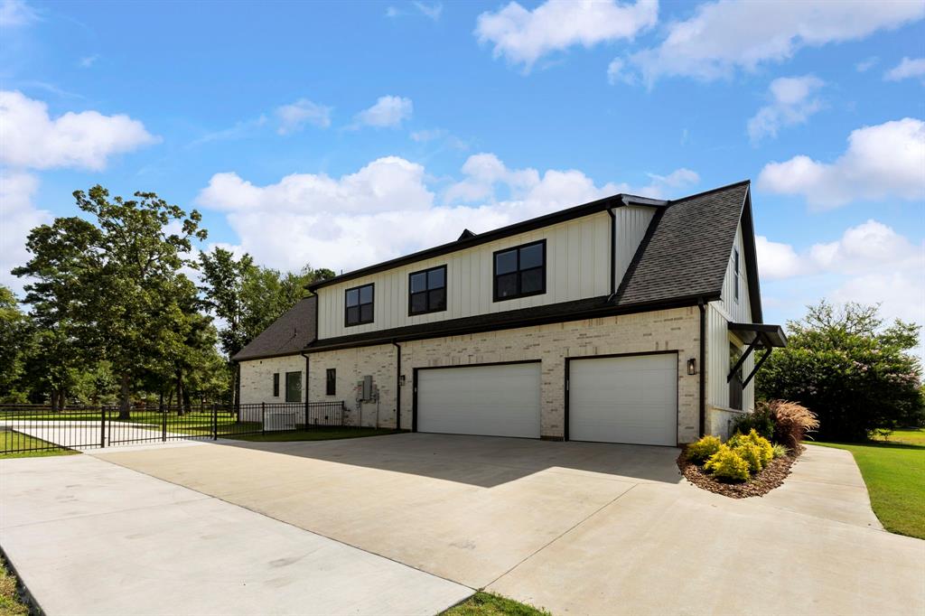9207 Grand Lake Estates Drive