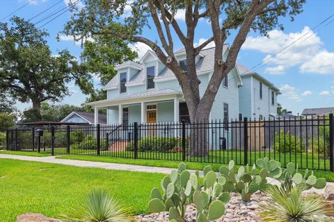 523 W 15th Street Houston TX 77008