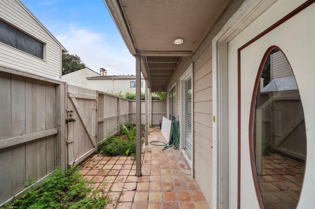 9527 Windswept Lane #9527, Houston, Texas image 10