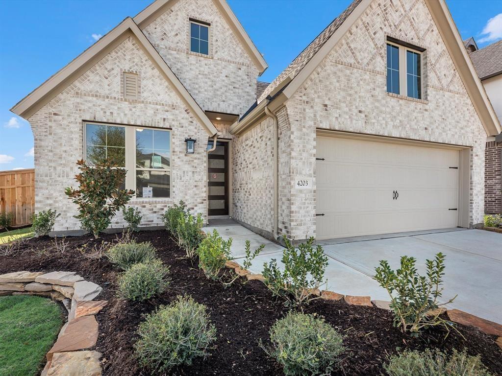 4203 Chloe Ridge Lane, Fulshear, Texas image 1
