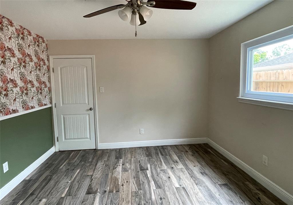 15530 Edenvale Street, Friendswood, Texas image 20