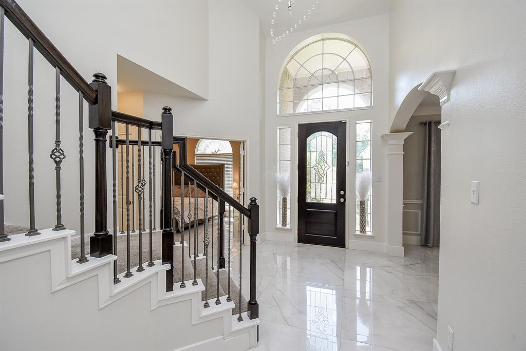 24018 Rain Creek Drive, Tomball, Texas image 10