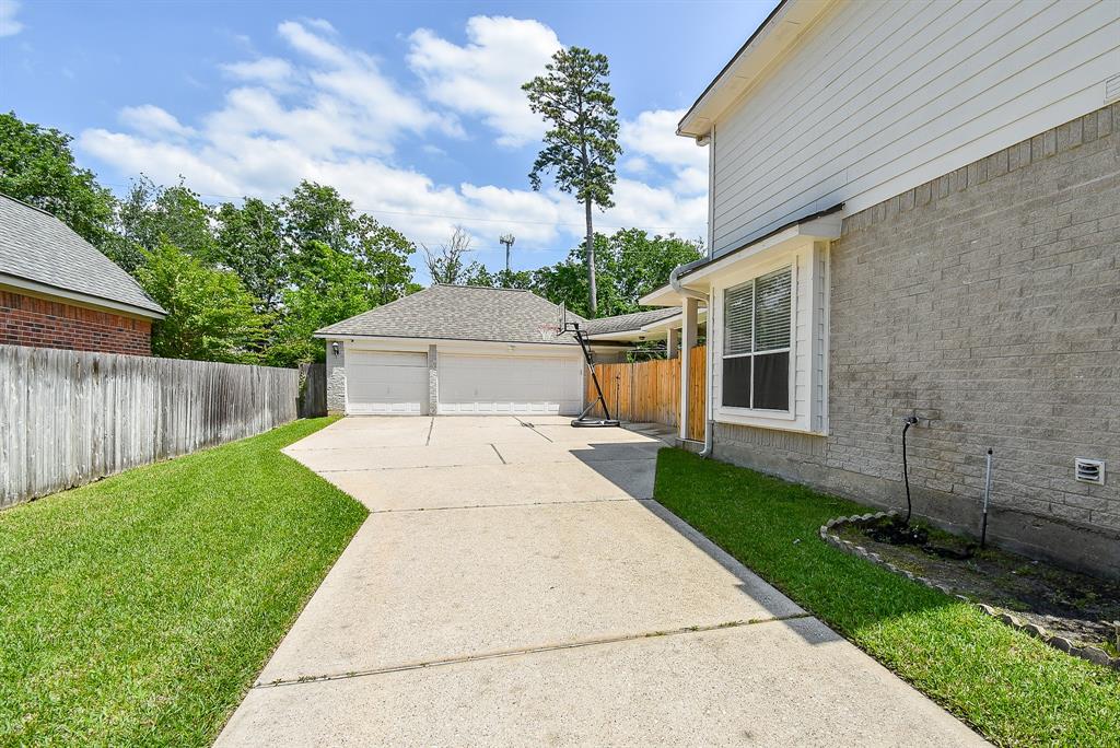 24018 Rain Creek Drive, Tomball, Texas image 39