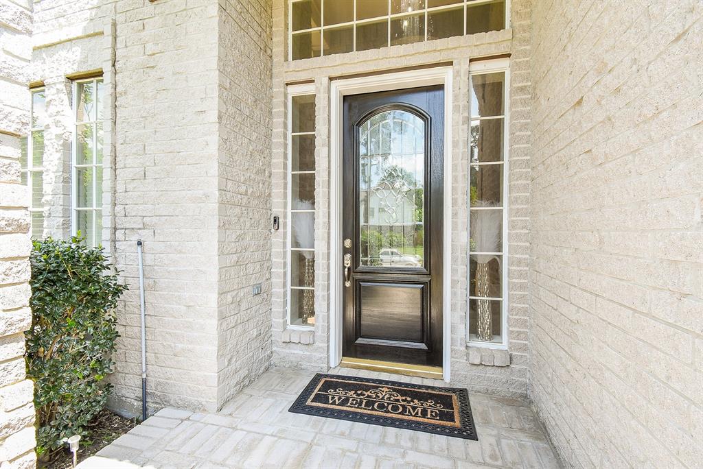 24018 Rain Creek Drive, Tomball, Texas image 2