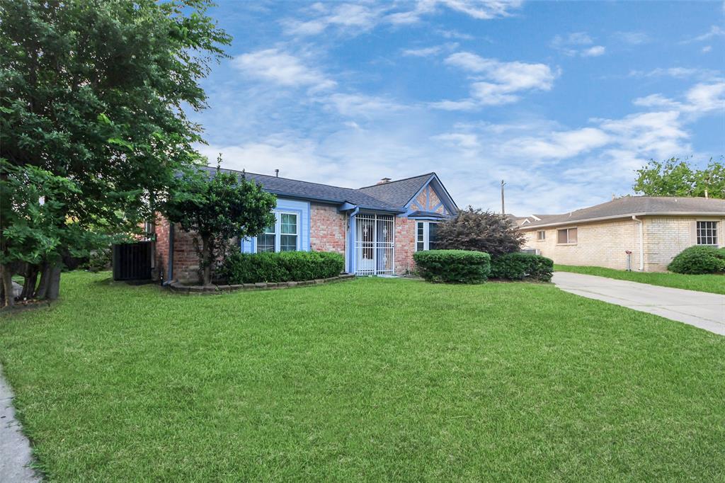 13230 Ferry Hill Lane, Houston, Texas image 2
