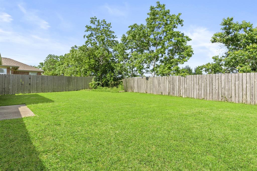 4111 Country Club Drive, Dickinson, Texas image 25