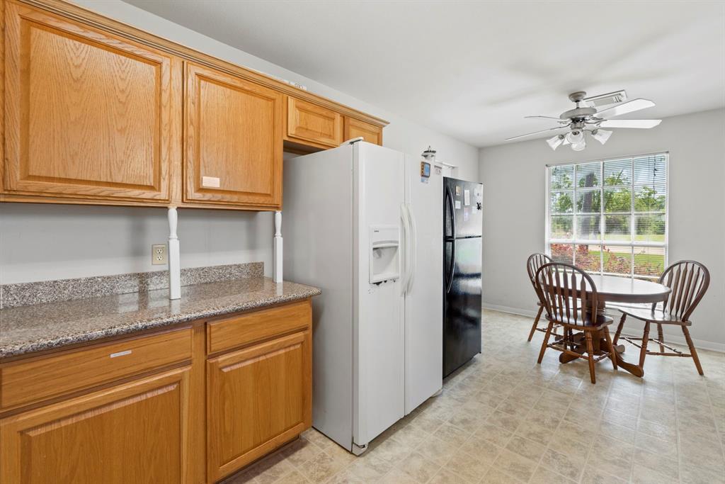 4111 Country Club Drive, Dickinson, Texas image 16