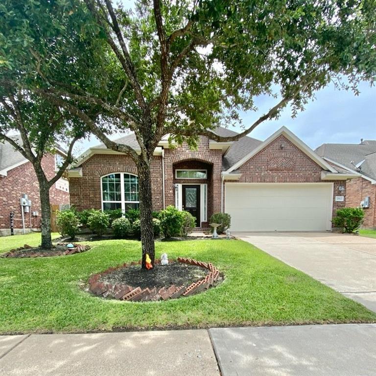 2912 Perdido Bay Lane, Pearland, Texas image 1