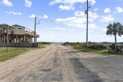 A home in Crystal Beach