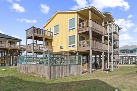 A home in Crystal Beach