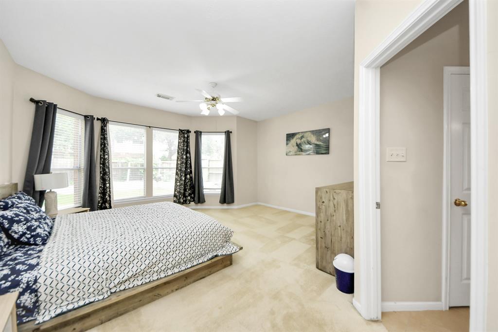 2614 Sunset Lake Drive, Sugar Land, Texas image 22